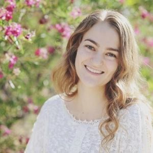 Meet your Posher, Abigail (abby)